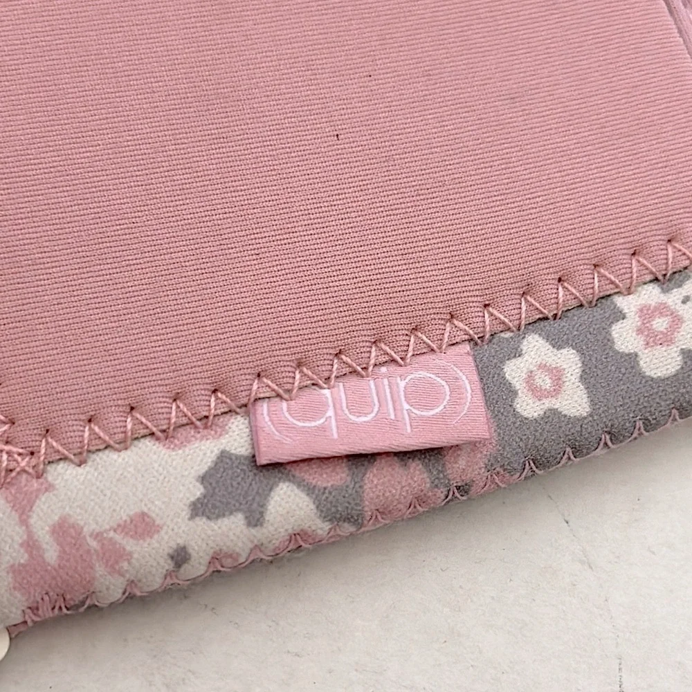 Quip cherry blossom Insulated Can Coolie
